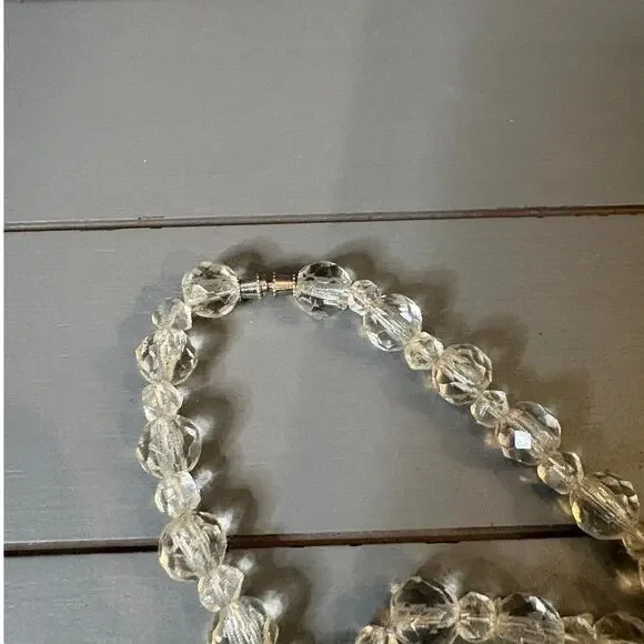 Vintage Clear Crystal Necklace Faceted Glass Beads Mid Century Classic - Picture 4 of 4